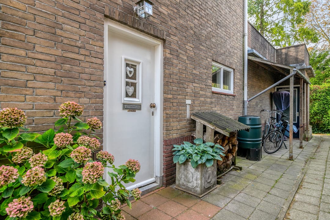 Foto 8 van Leliestraat 55