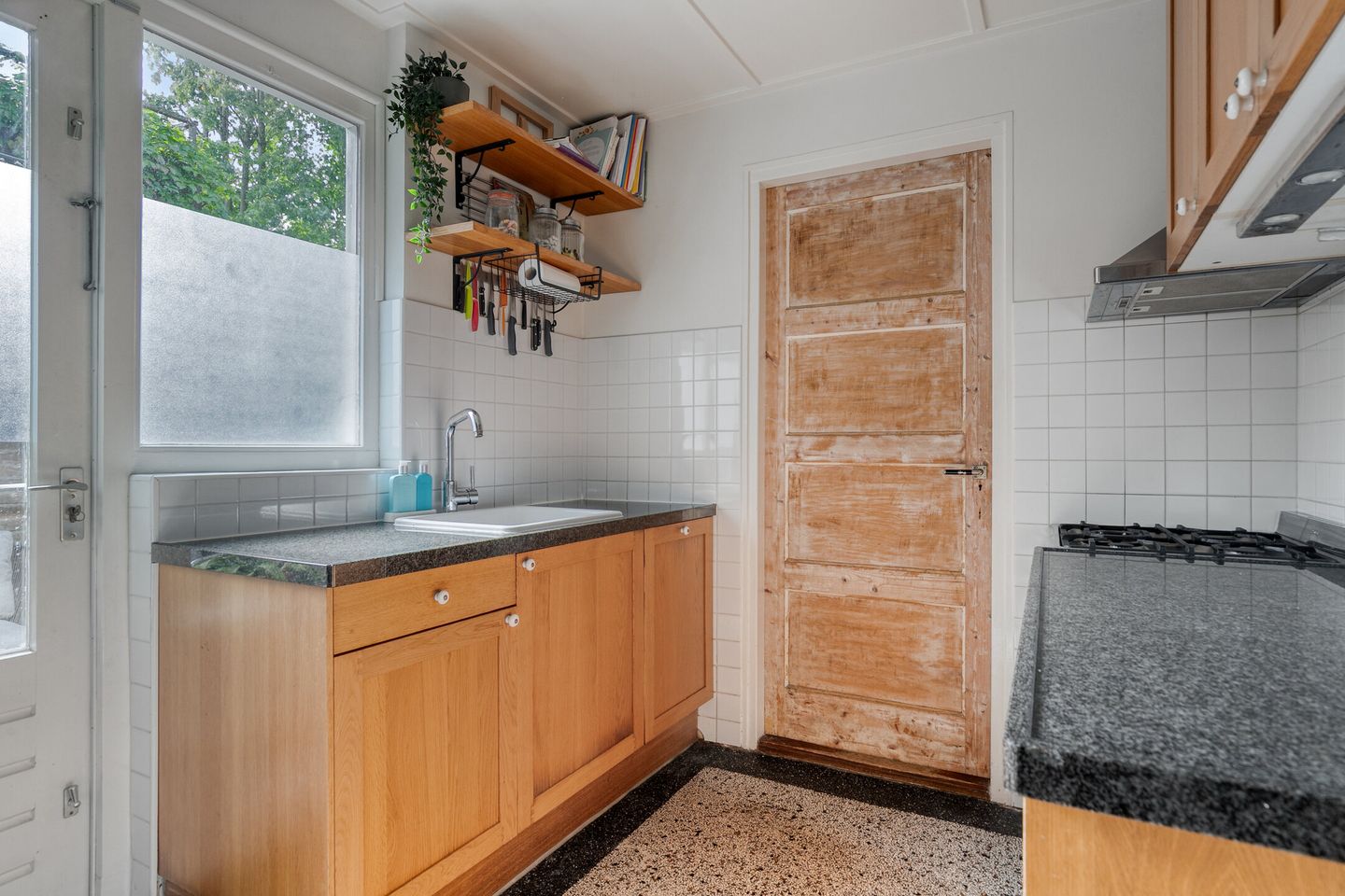 Foto 19 van Leliestraat 55