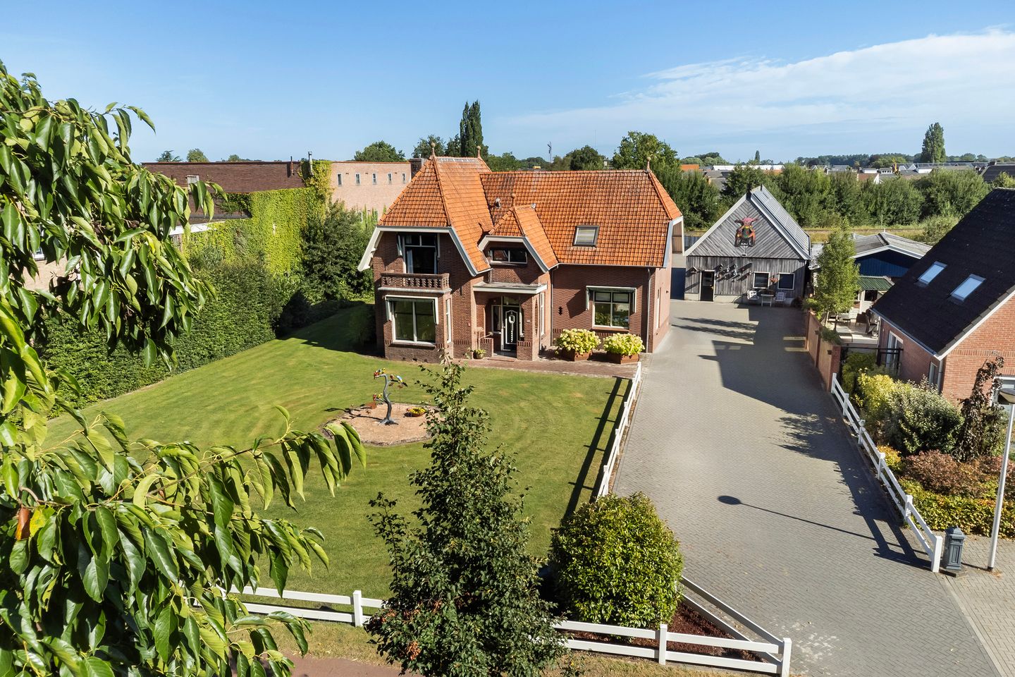 Photo 1 of Haaksbergerweg 7