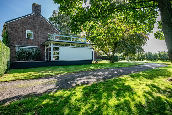 Foto 6 van Steenwijkerweg 8-1