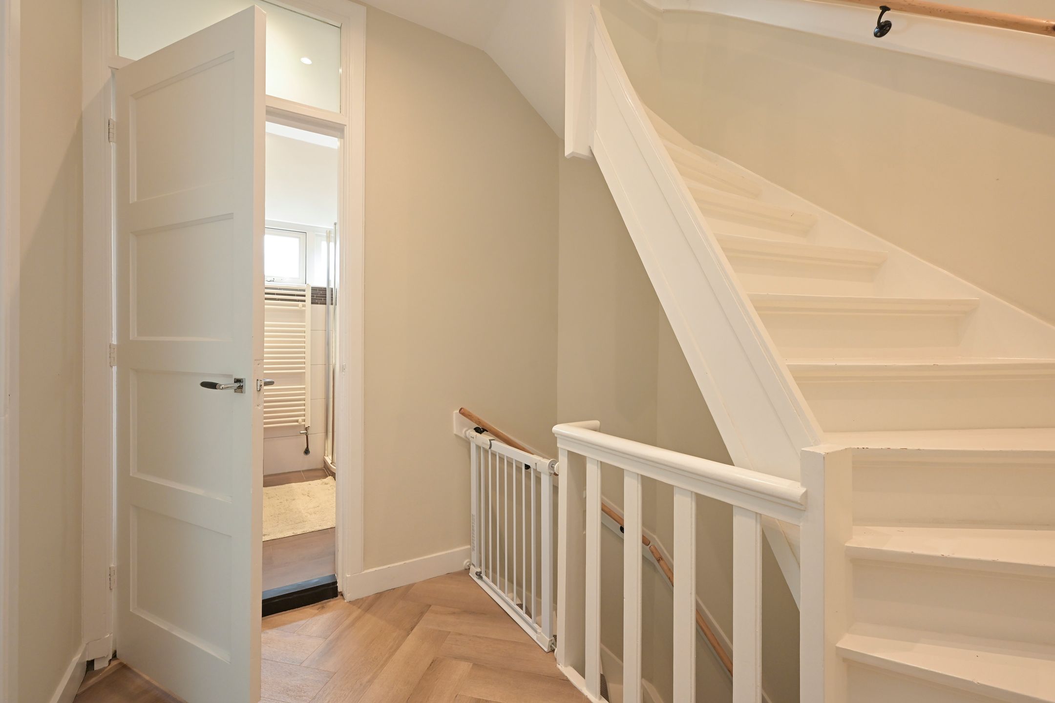 Foto 21 van Van Zuylen van Nijeveltstraat 105