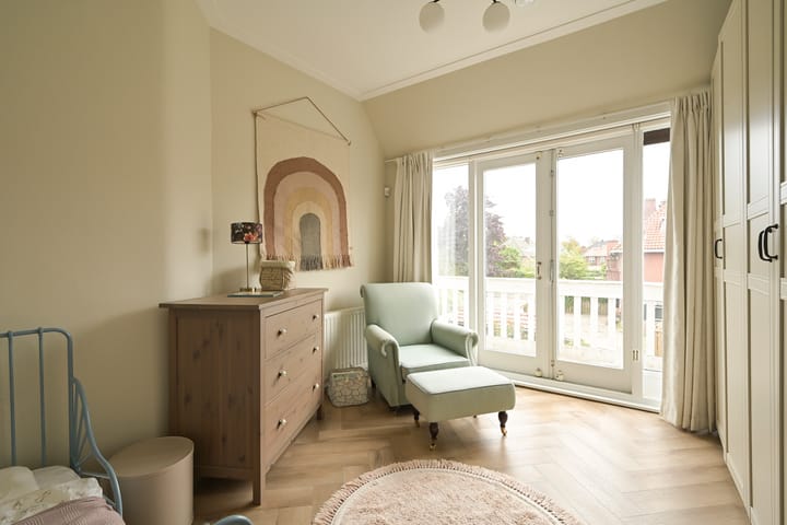 Foto 25 van Van Zuylen van Nijeveltstraat 105