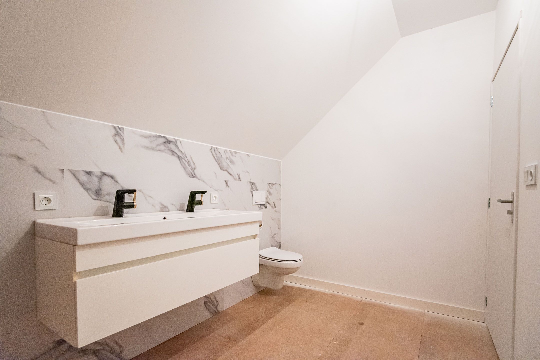 Foto 42 van Netterdensestraat 10