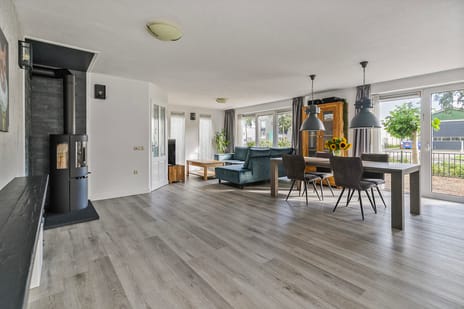 Witte Paal 111 secondary image