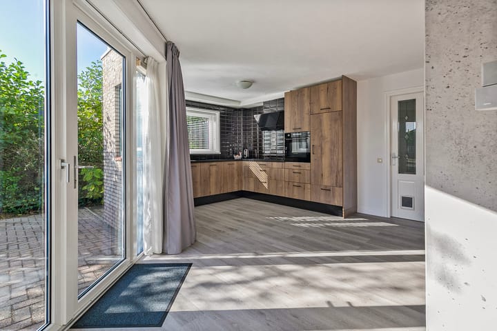 Foto 14 van Witte Paal 111