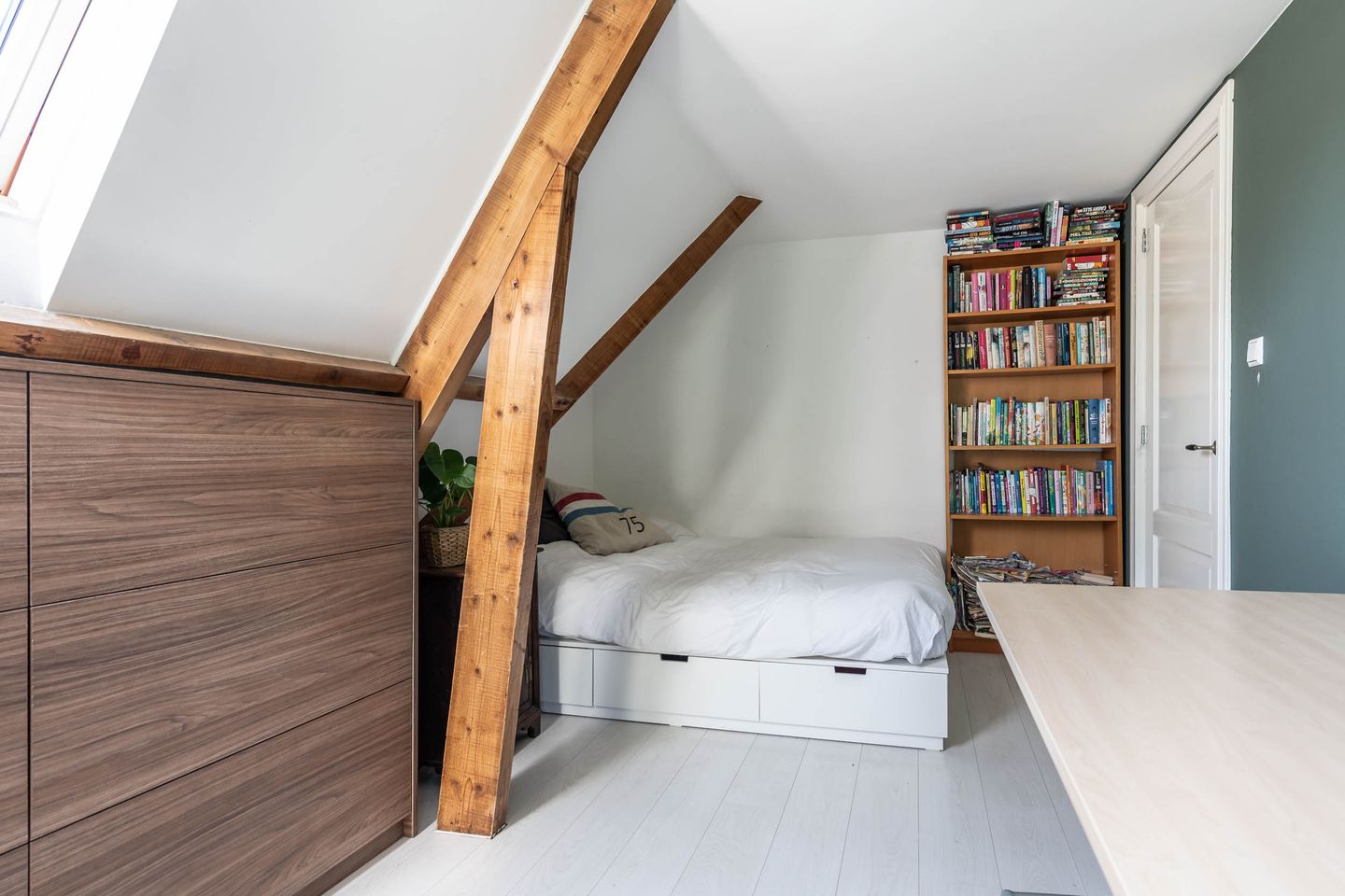 Foto 34 van Teding van Berkhoutlaan 19