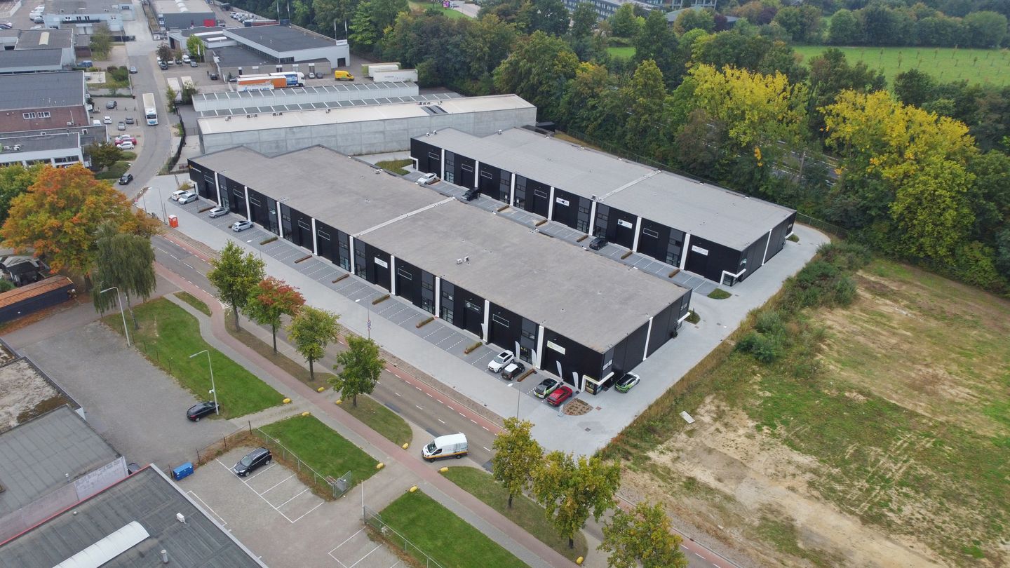 View photo 2 of In de Cramer 37-BU13