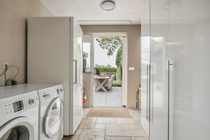 Foto 12 van F.A. van Hallstraat 2