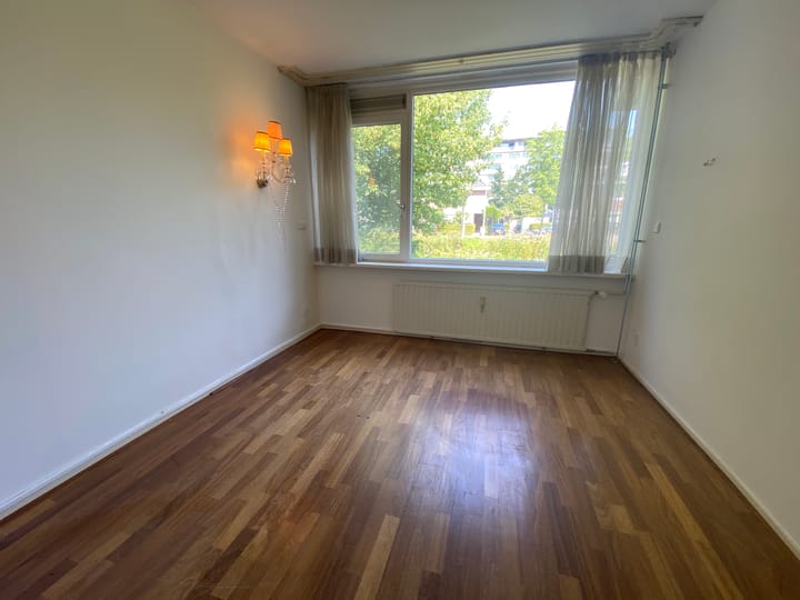 Photo 13 of Parmentierlaan 76