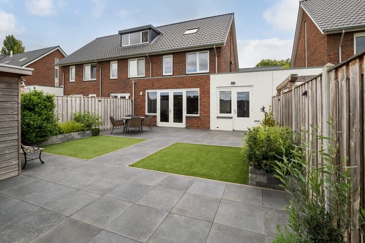 Foto 4 van Buitenhof 34