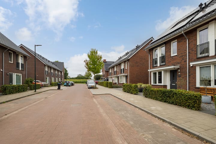 Foto 43 van Buitenhof 34