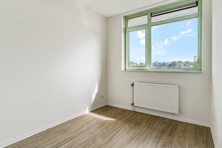 Foto 15 van Maagd 15