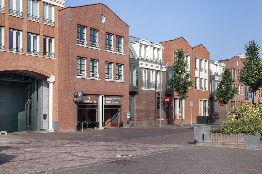 Photo 2 of Raadhuisstraat 59