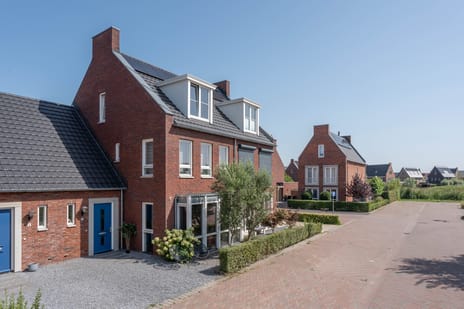 Spion 4 tertiary image