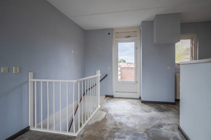 Foto 8 van Woudrichemstraat 17