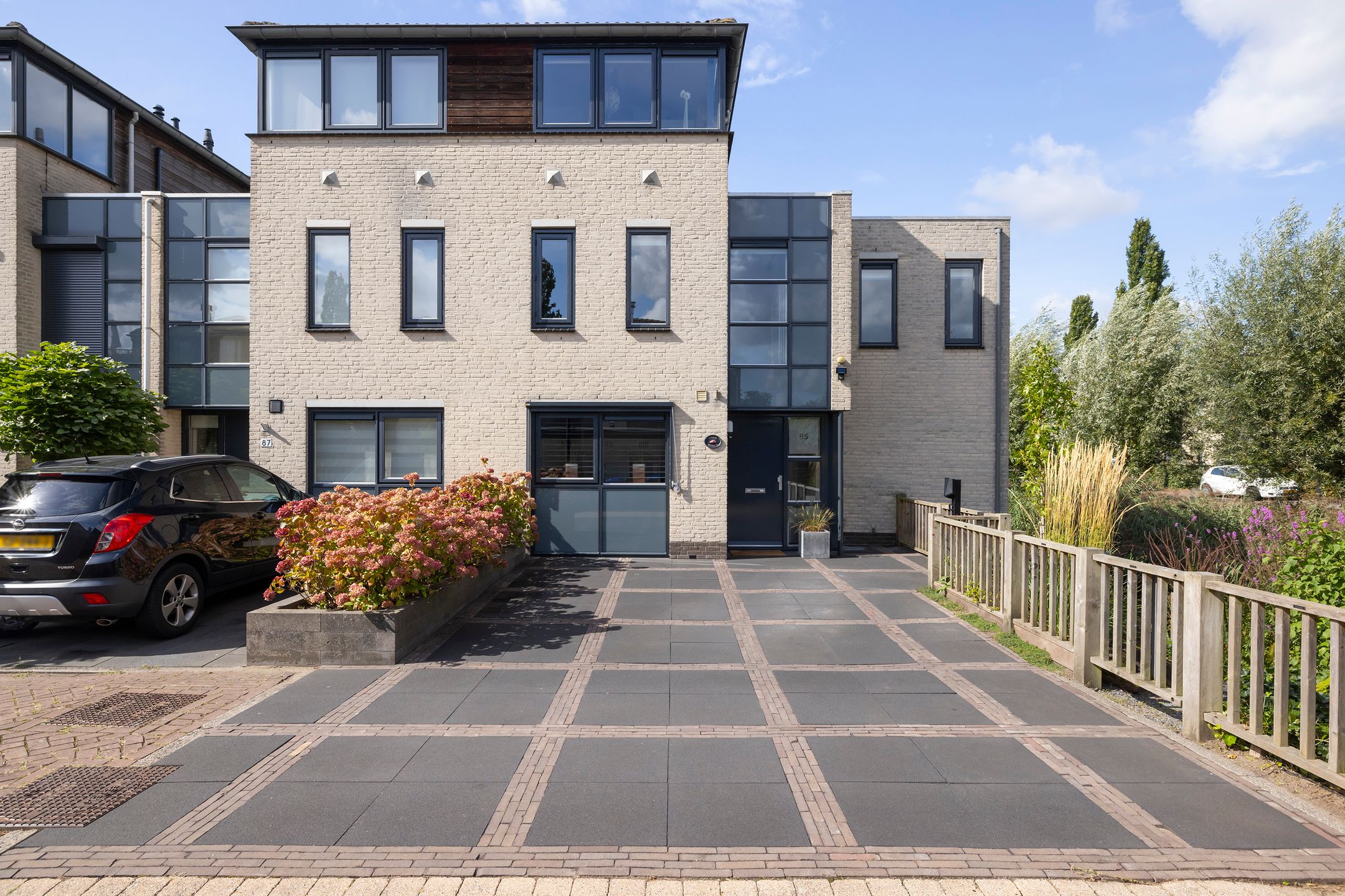 Burgemeester Beelaertspark, 85, Dordrecht, 3319AN, Zuid-Holland, Nederland 85