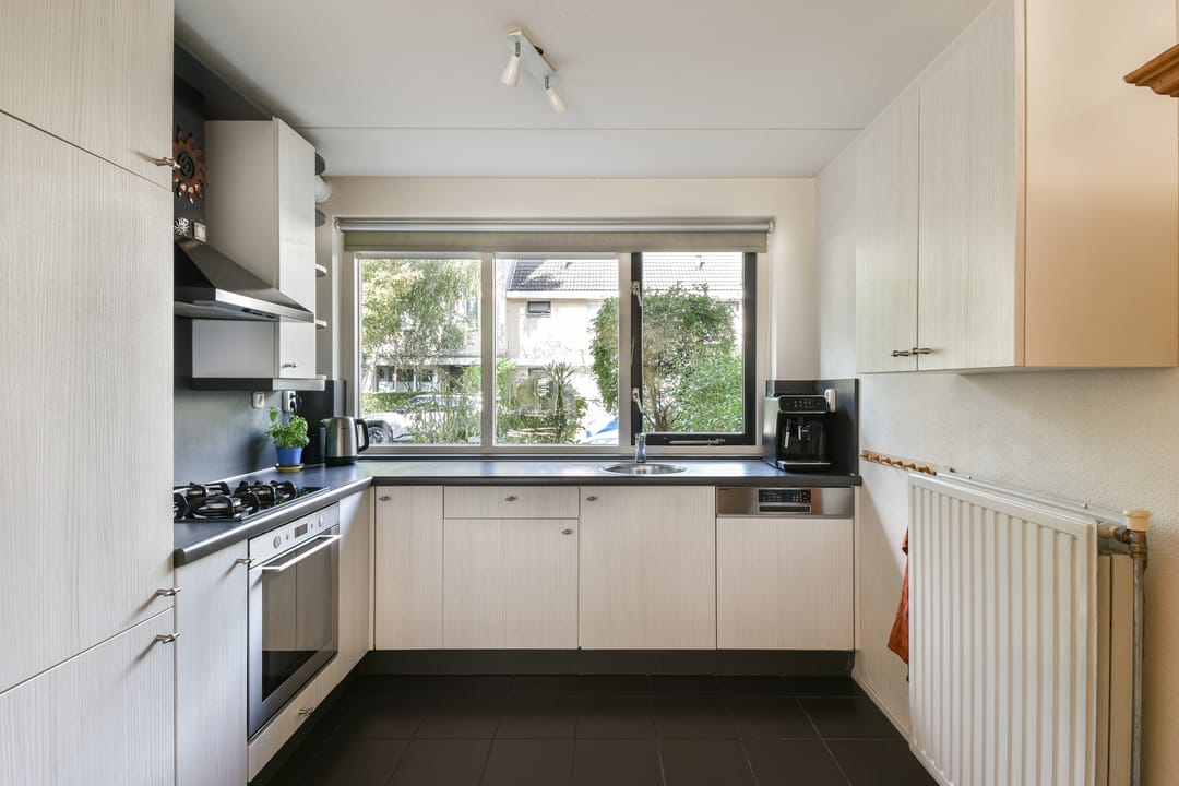 Photo 7 of Anton van Duinkerkenlaan 33