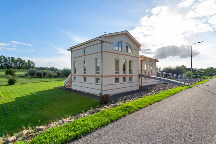 Foto 11 van Inundatiedijk-Zuid 1