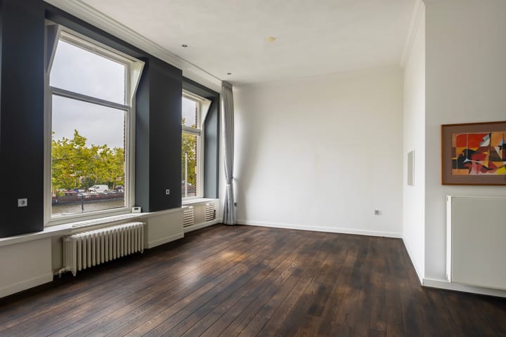 Photo 13 of Emmakade 32