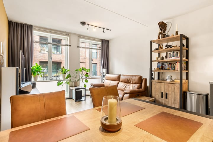 Foto 4 van Adrianastraat 108