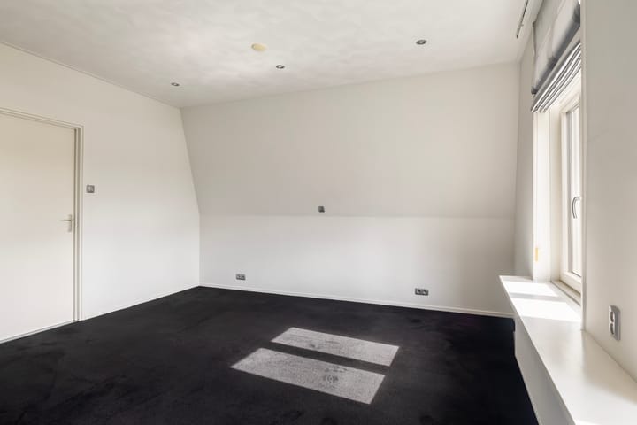 Photo 26 of Emmakade 32