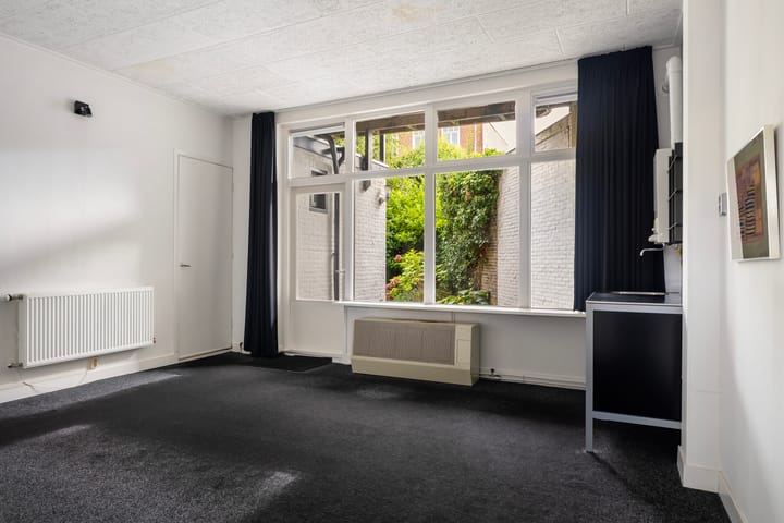 Photo 40 of Emmakade 32