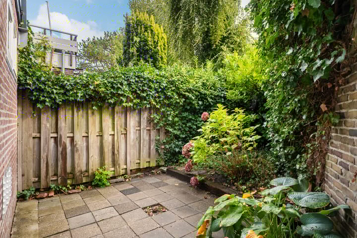 Photo 46 of Emmakade 32