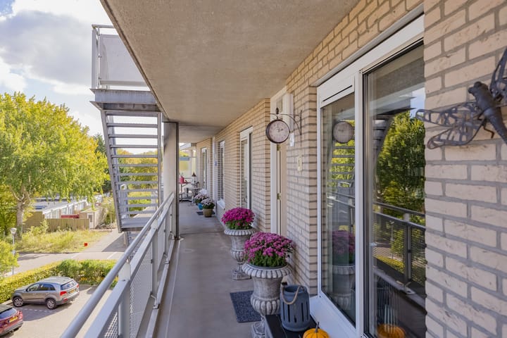 Foto 5 van Albert Schweitzerlaan 4-V