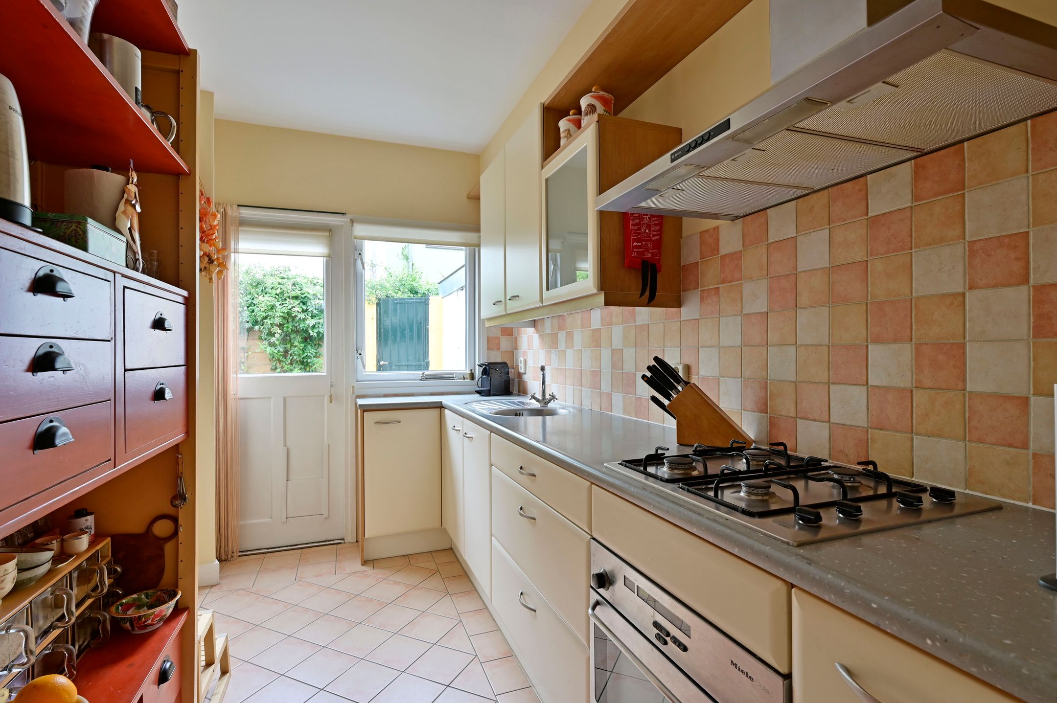 Foto 9 van Achtermeulenlaan 1