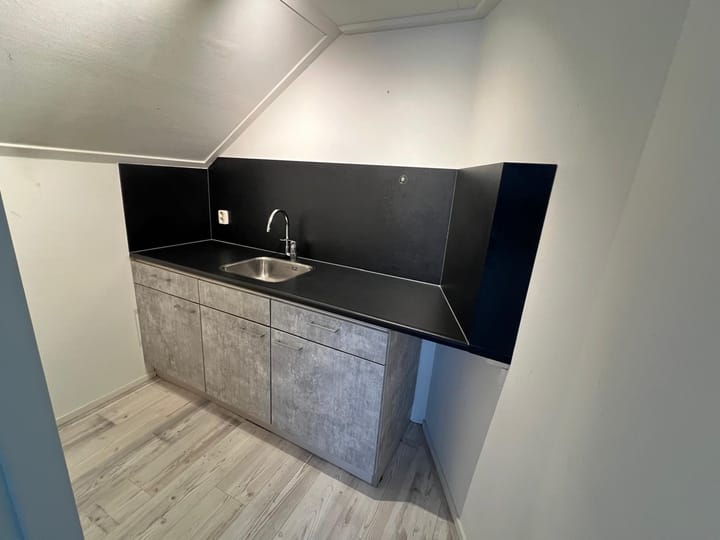 Photo 7 of Raadhuisstraat 18