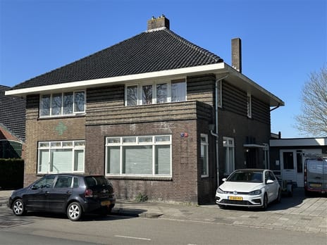 Raadhuisstraat 18