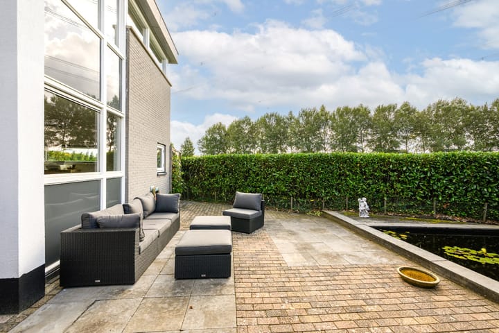 Foto 37 van Carel Willinklaan 56