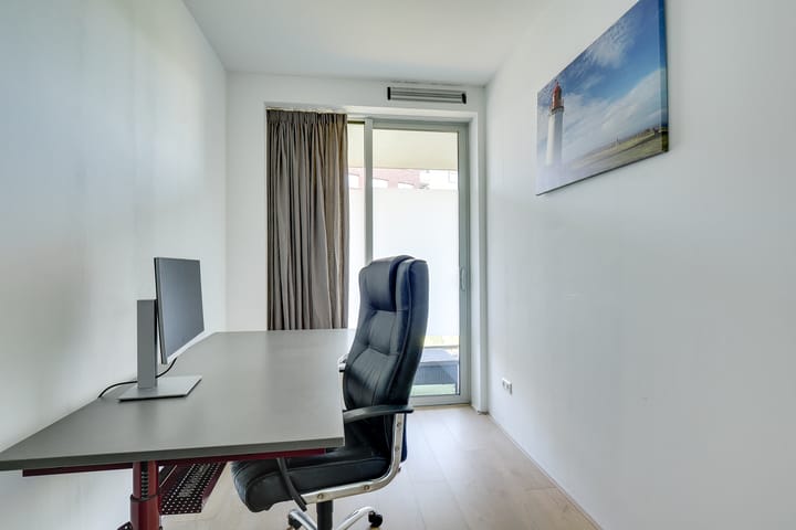 Foto 25 van Royaards van den Hamkade 241