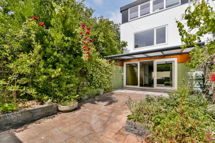 Photo 10 of Dr. M.L. Kingstraat 2-F