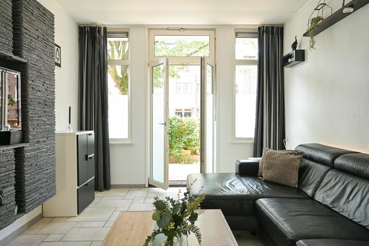 Foto 19 van van Egmondestraat 28