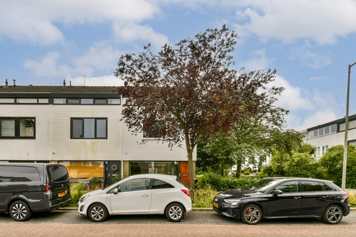 Photo 19 of Dr. M.L. Kingstraat 2-F