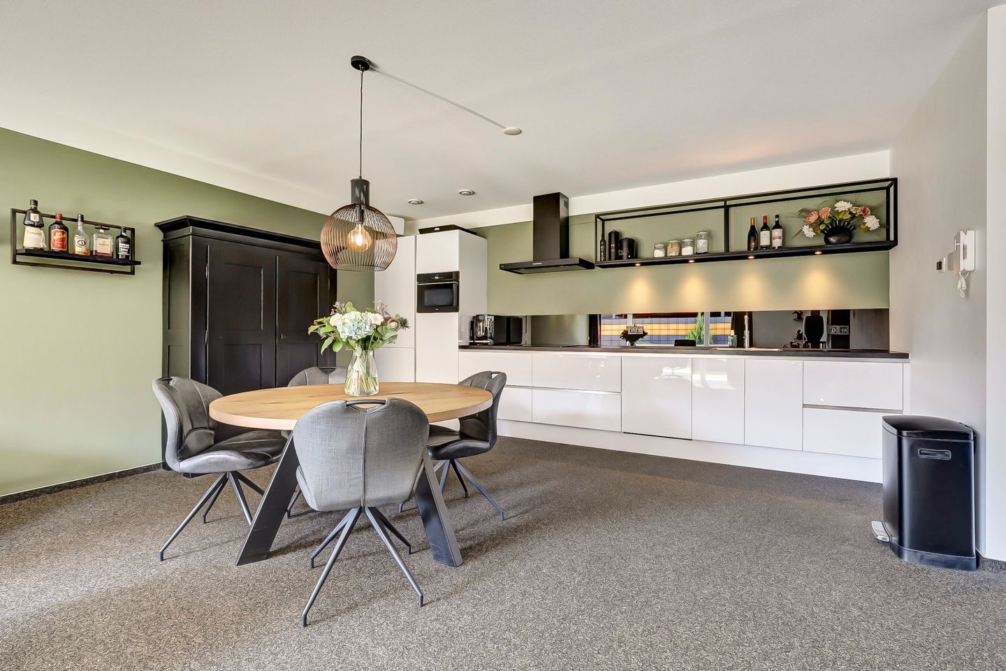 Foto 19 van Eikenlaan 88