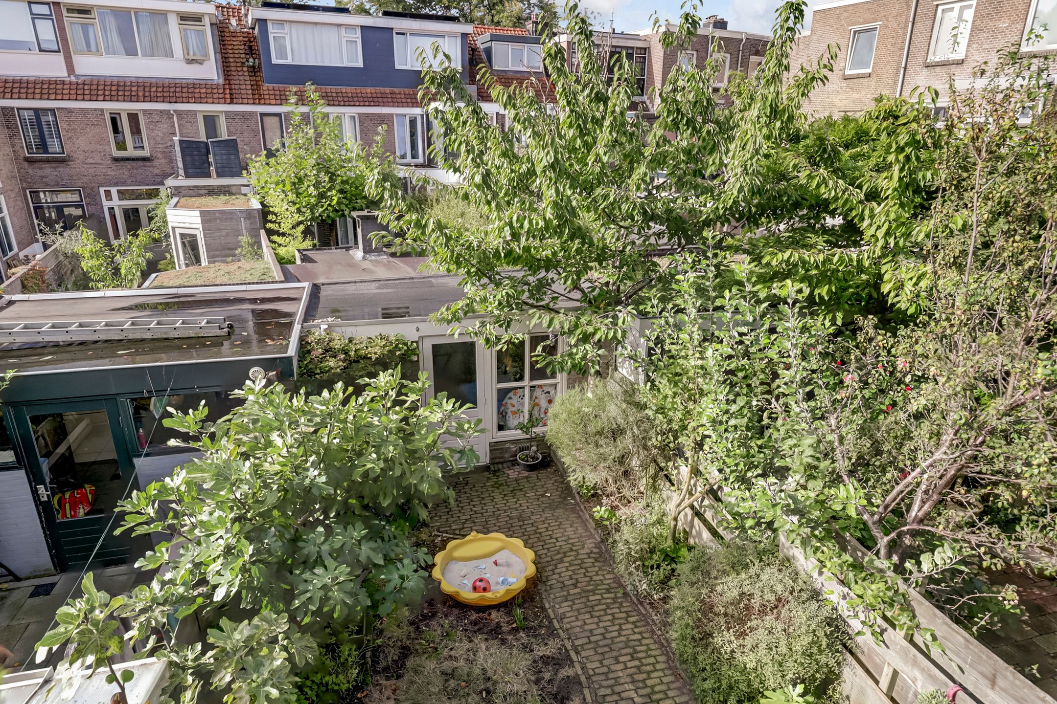 Foto 18 van Minahassastraat 40