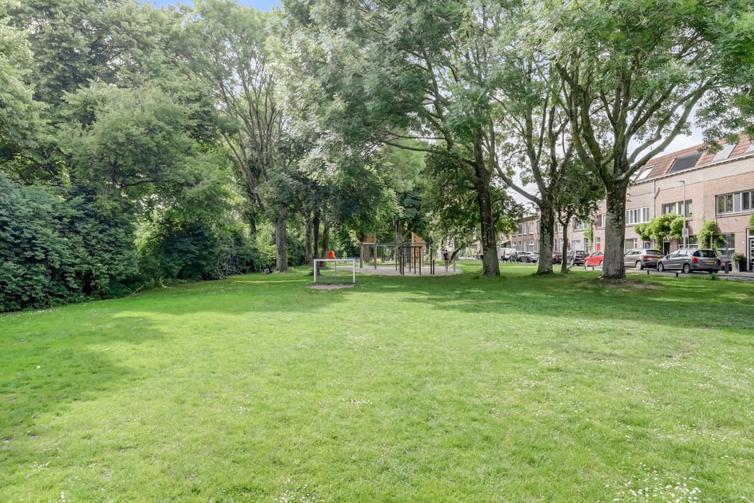 Foto 32 van Minahassastraat 40