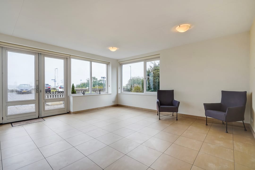 Photo 7 of Stationsweg 67-A