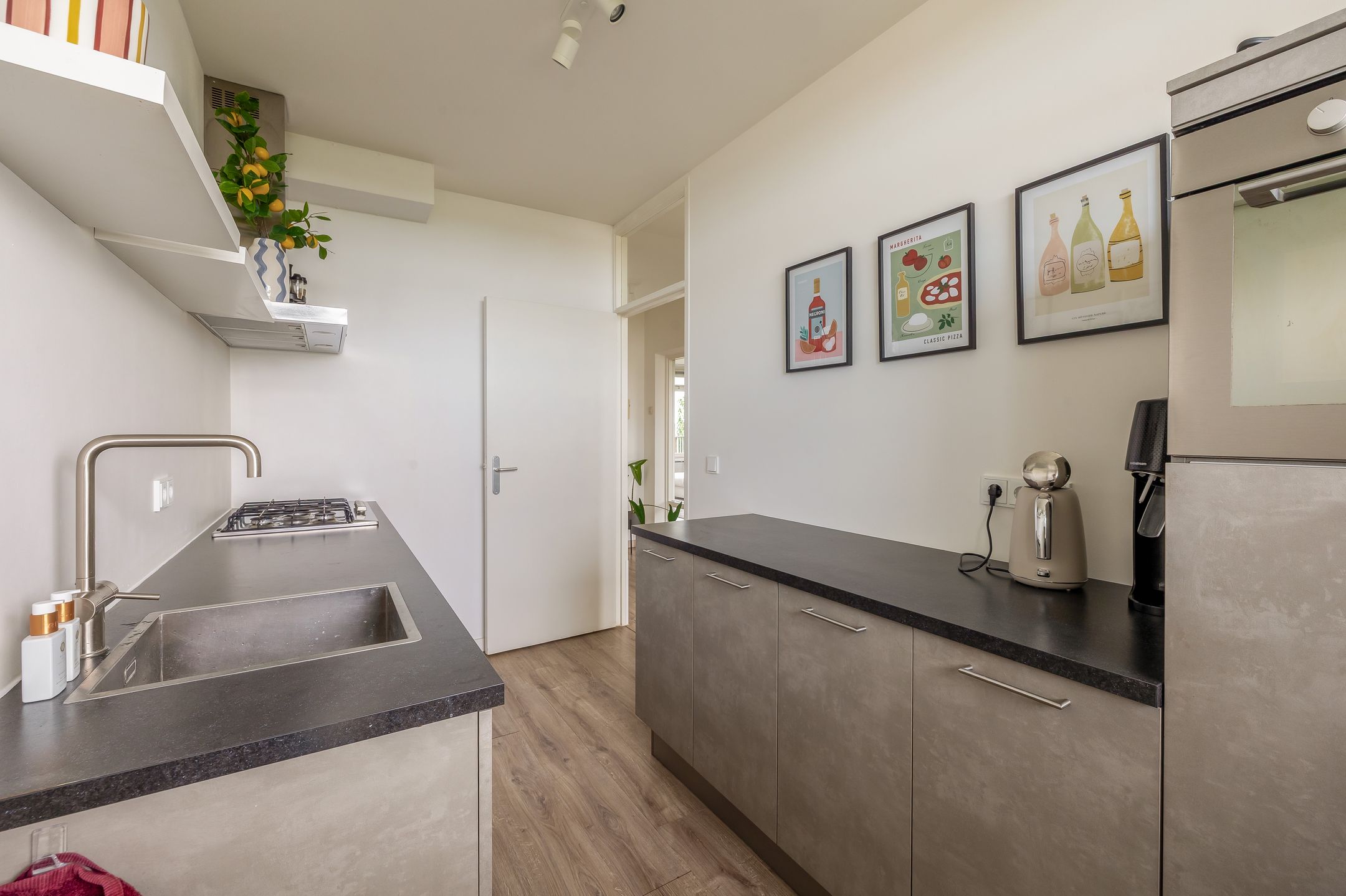 Foto 9 van Jan Vermeerstraat 403