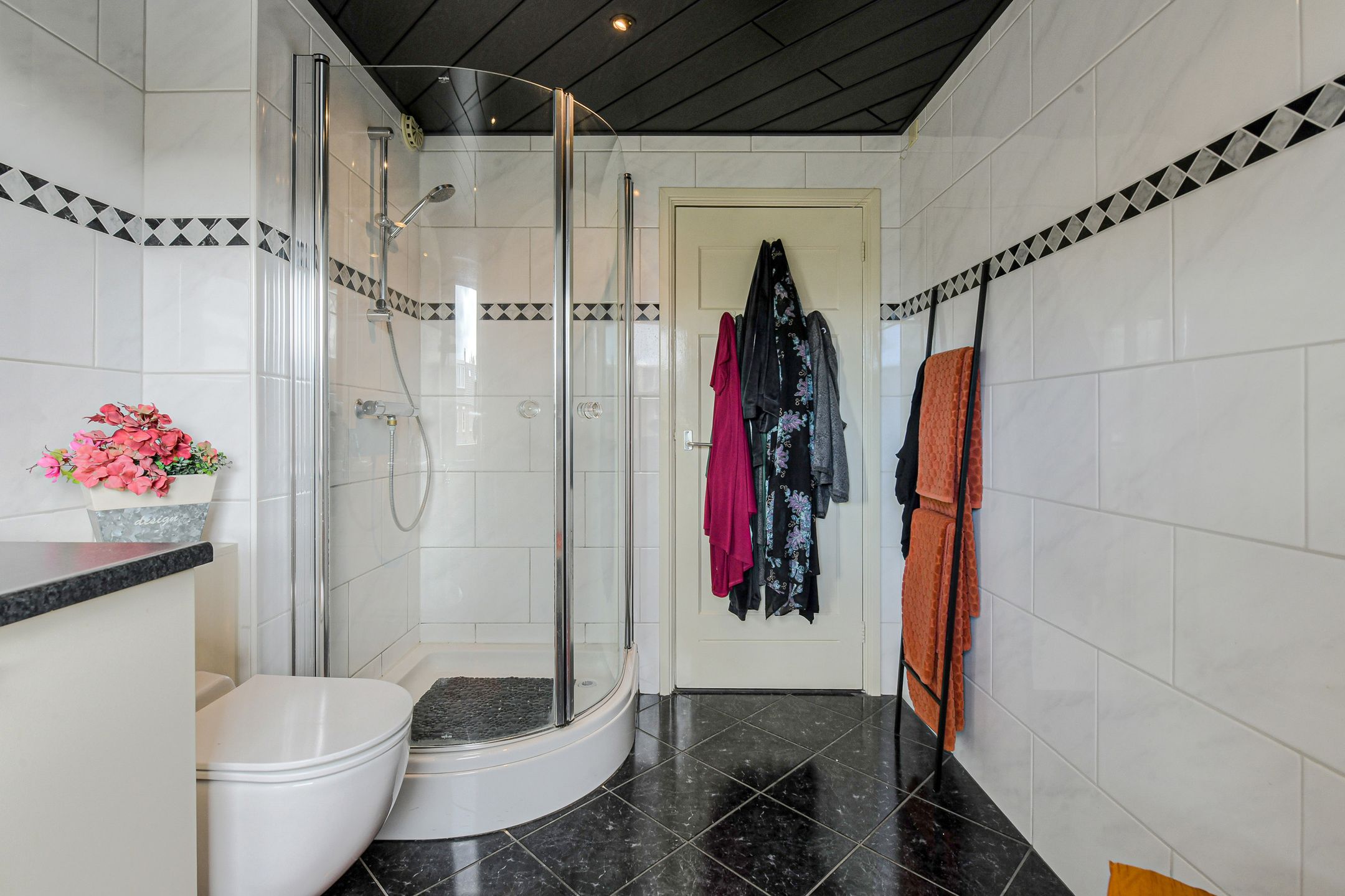 Foto 33 van Poternestraat 8