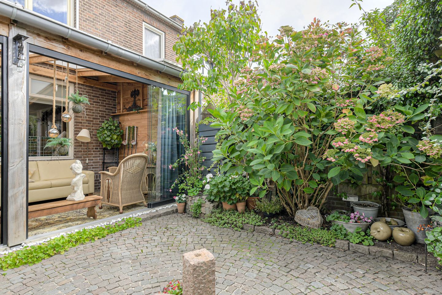 Foto 59 van Poternestraat 8