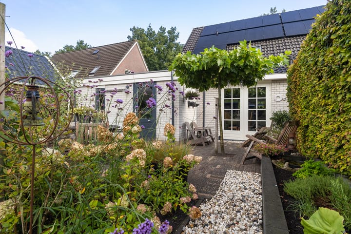 Foto 2 van Bernhardlaan 58