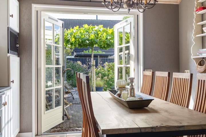 Foto 16 van Bernhardlaan 58