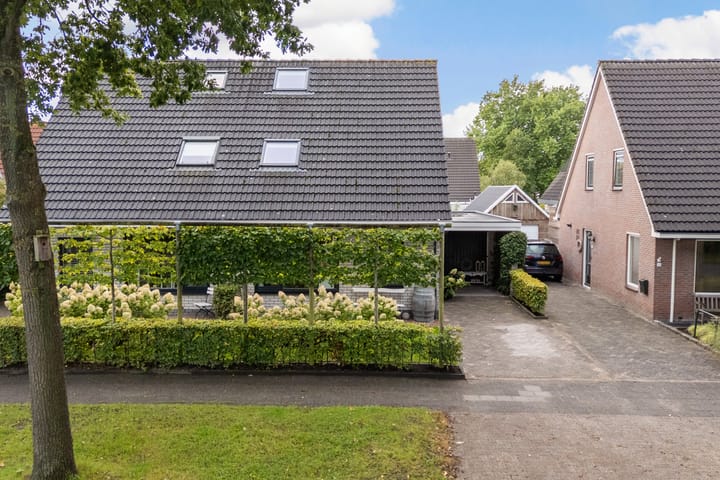 Foto 36 van Bernhardlaan 58