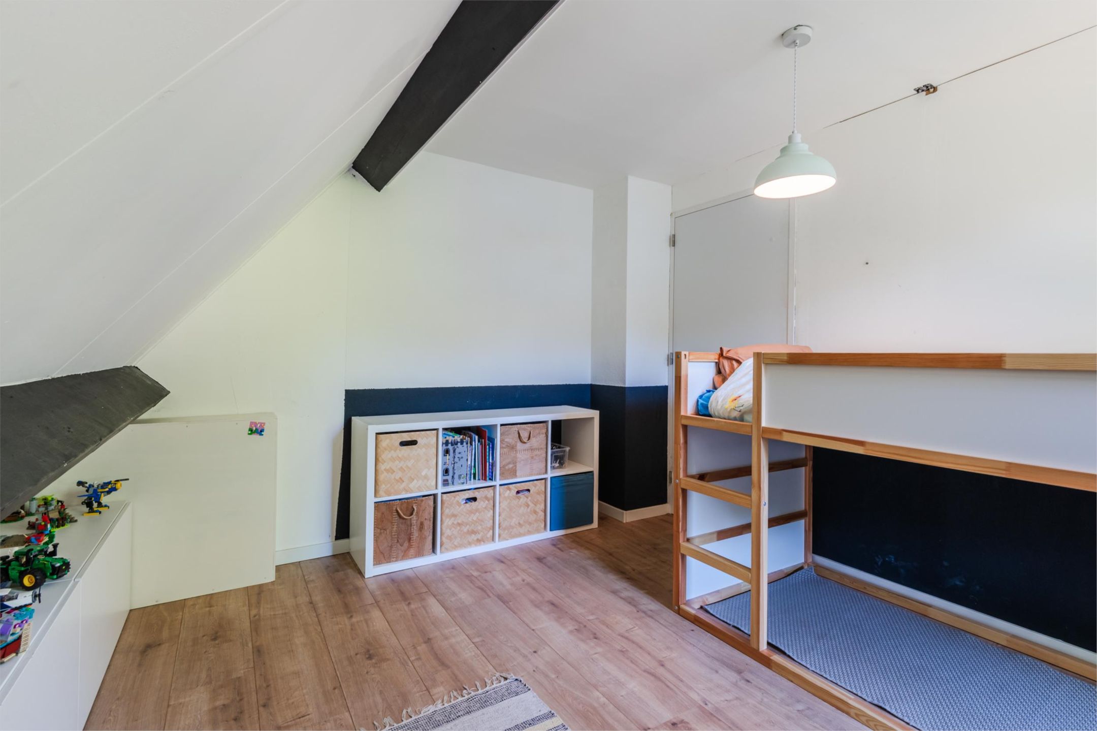 Foto 33 van Divertimentostraat 34