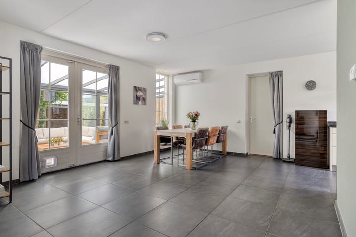 Foto 9 van Walhofplein 12