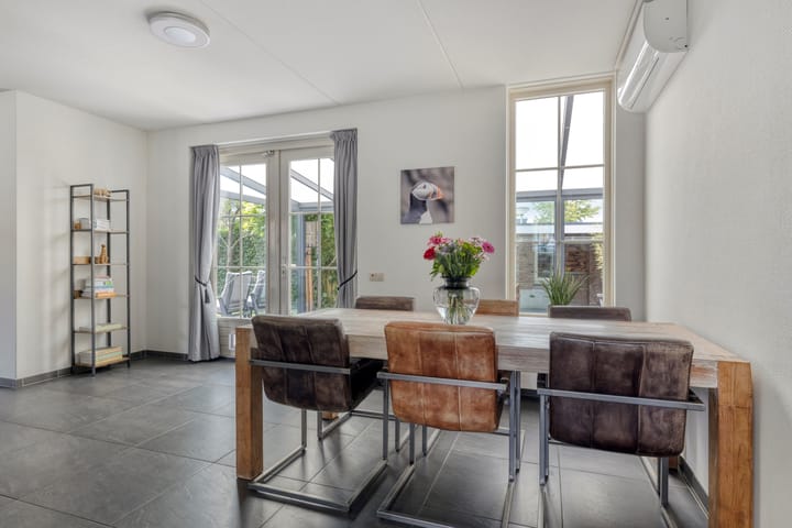 Foto 12 van Walhofplein 12