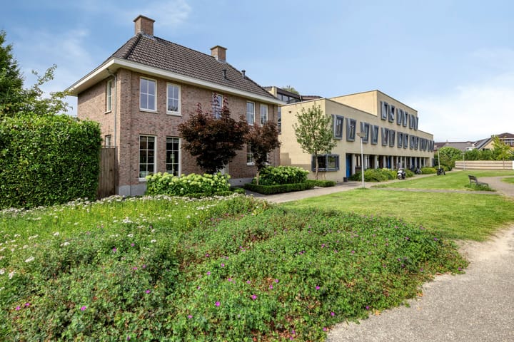 Foto 42 van Walhofplein 12